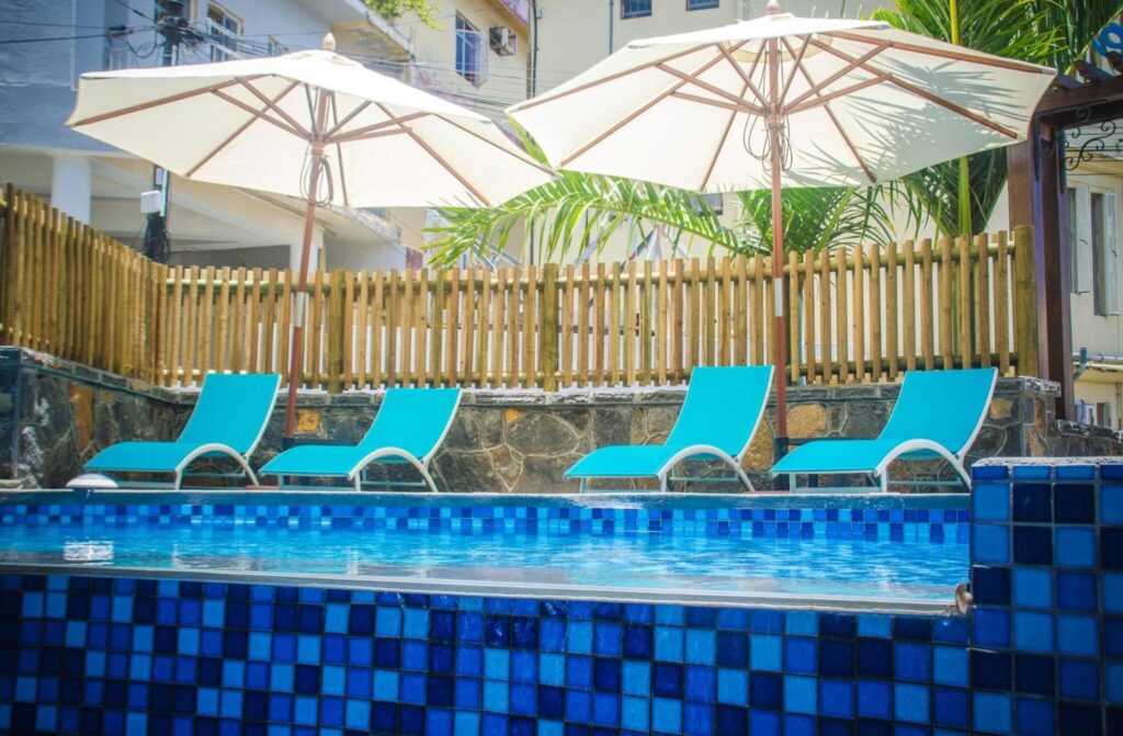 Azur Paradise — ambiance